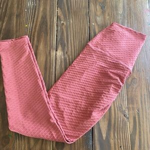 Born Primitive Paragon Textured Leggings - Medium - Scrunched Bottom